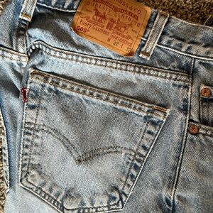 Vintage LEVIS Jeans 1980s 32 by 32